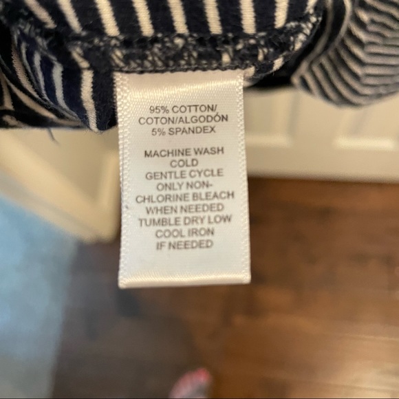 *DONATED* LOFT | Women’s Sheath Navy Blue White | Zipper Button Detail - Picture 4 of 6